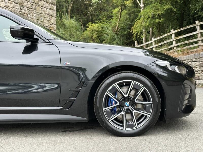 BMW i4 view 57