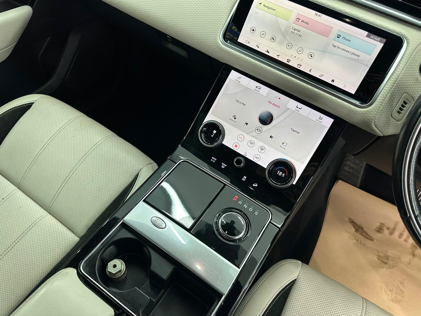 Land Rover Range Rover Velar view 58