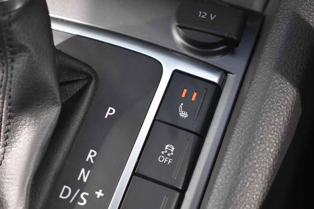 Volkswagen Amarok view 33