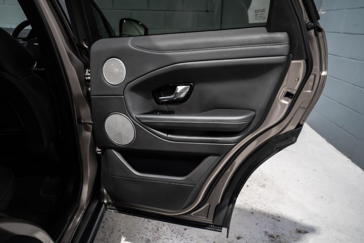Land Rover Range Rover Evoque view 23