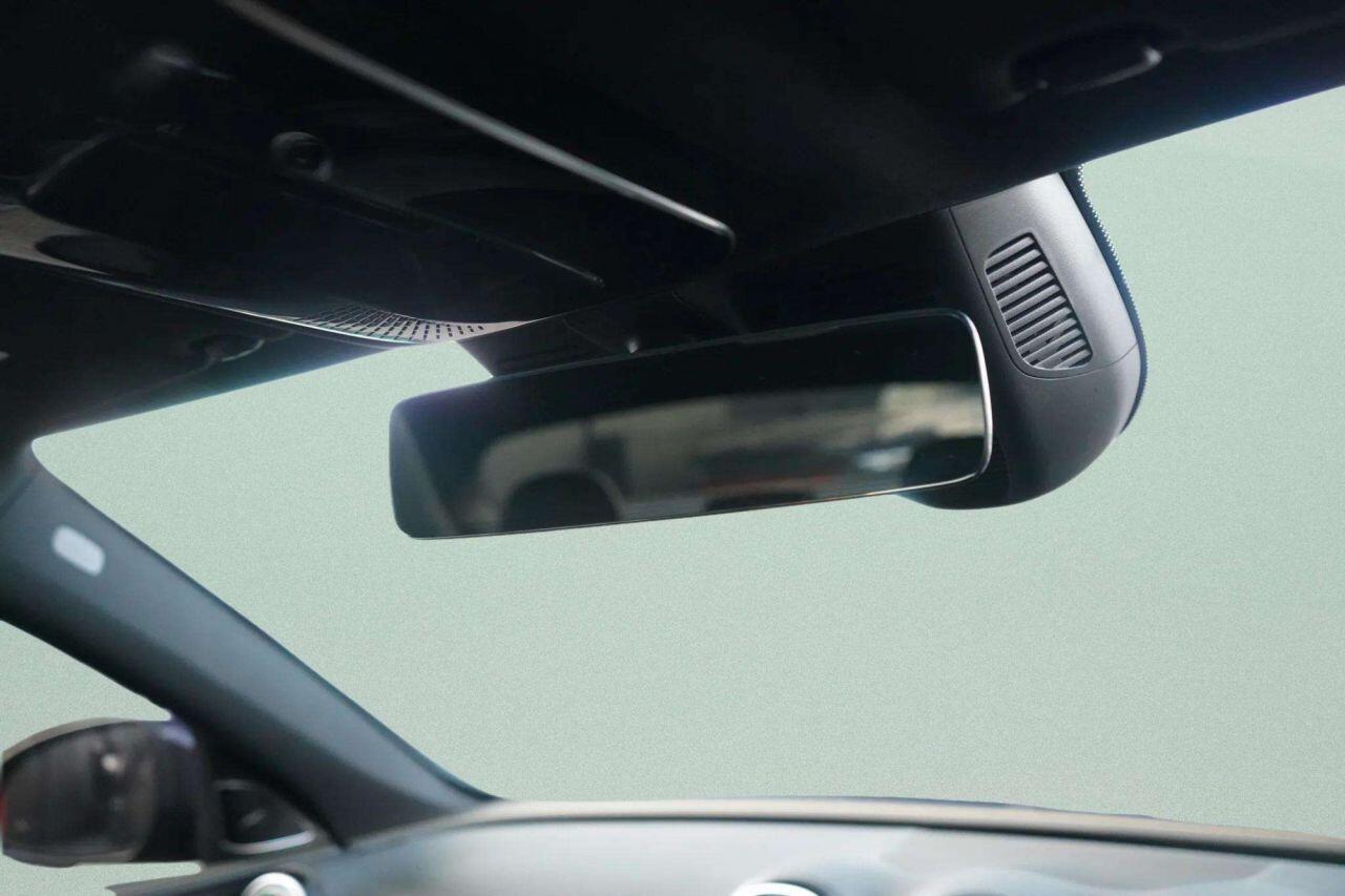 Mercedes-Benz C-Class view 44
