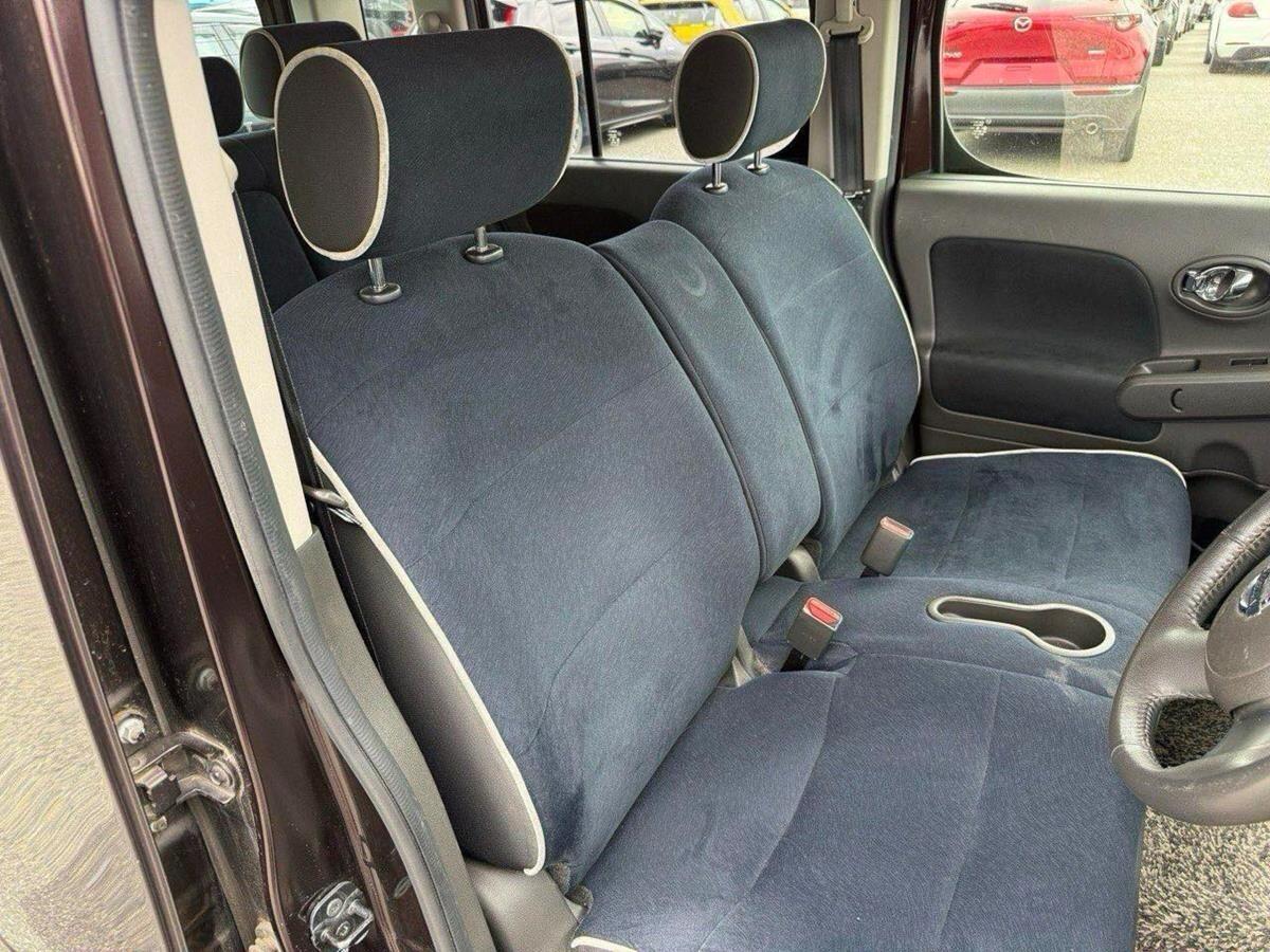 Nissan Cube view 13