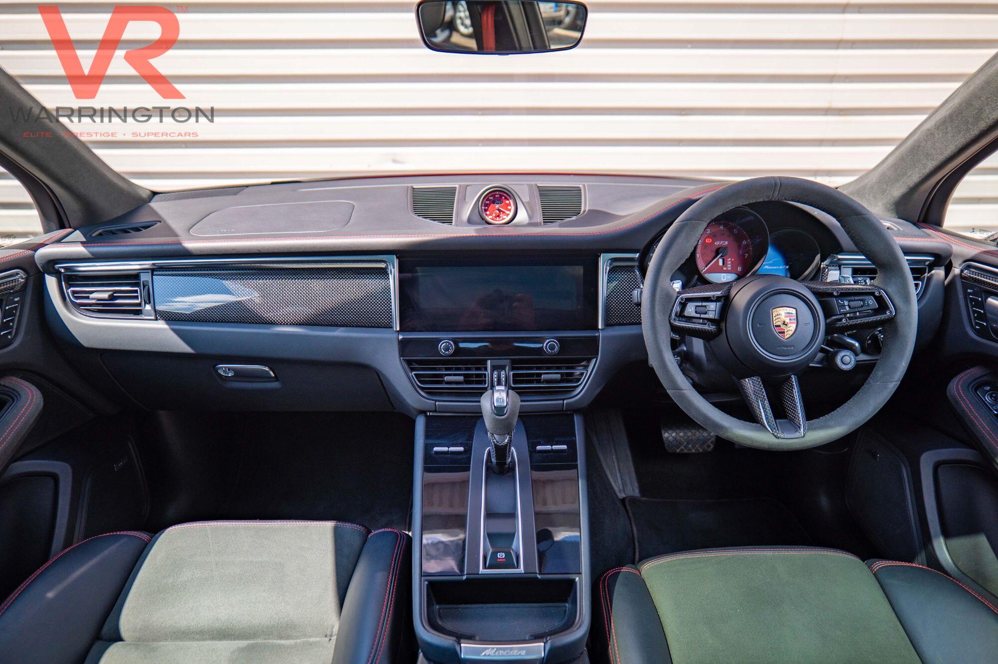 Porsche Macan view 2