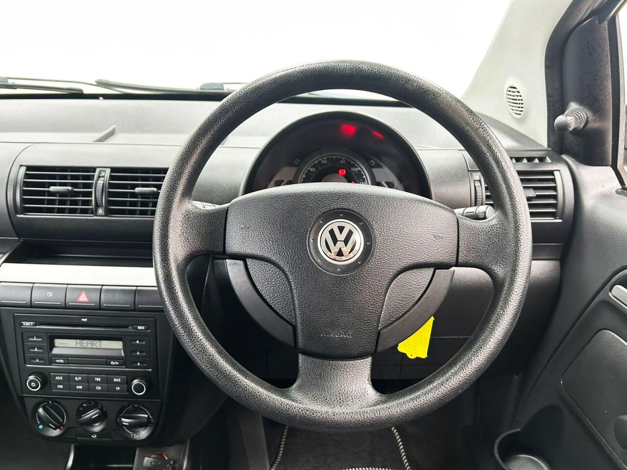Volkswagen Fox view 19