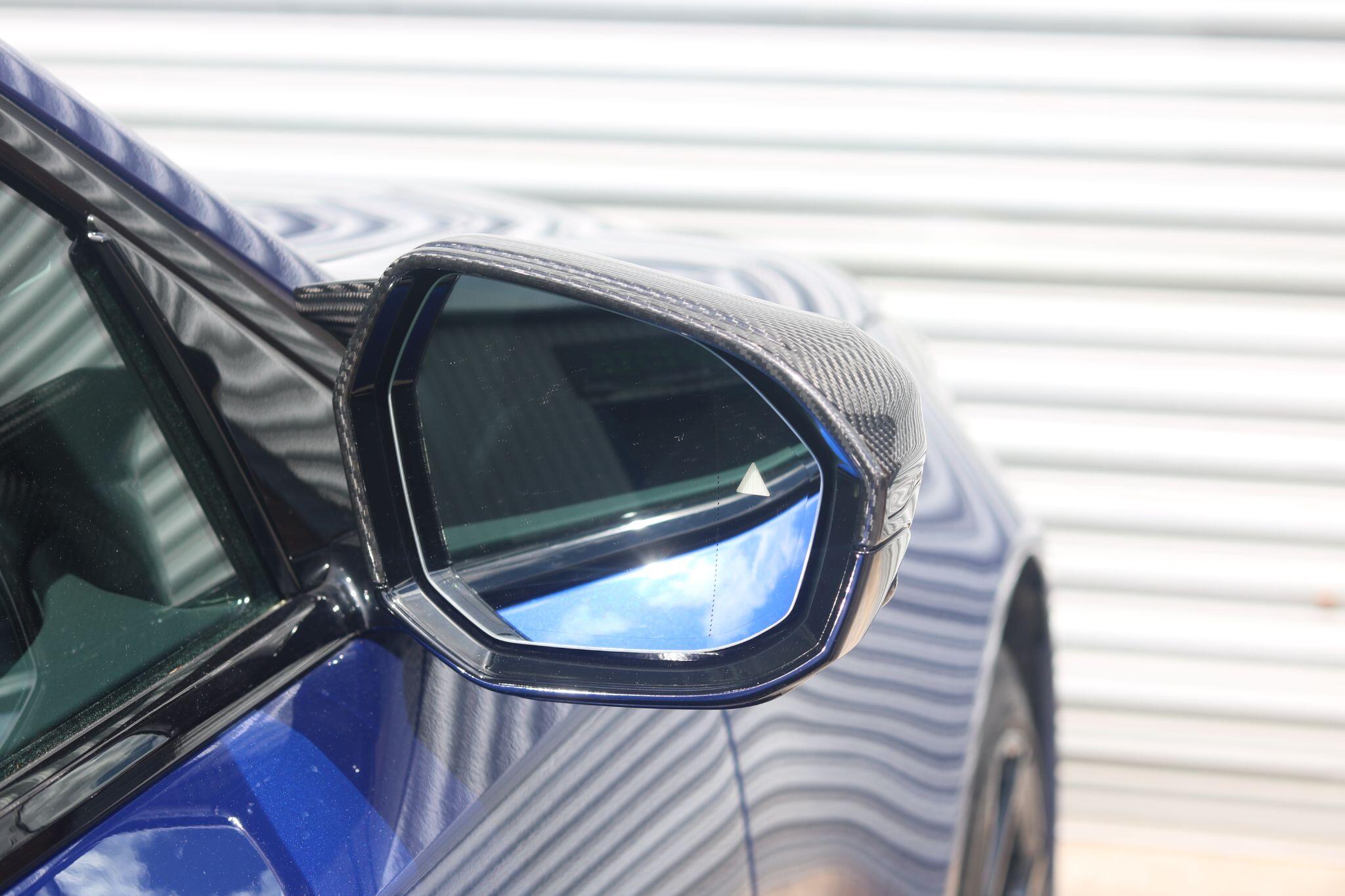 BMW M5 view 16