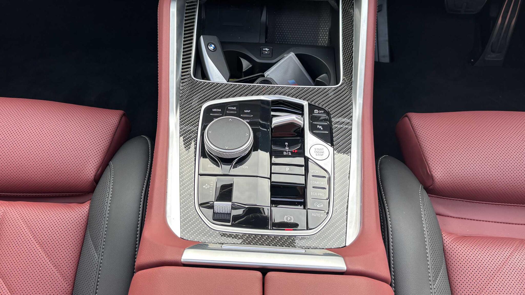 BMW X6 view 13