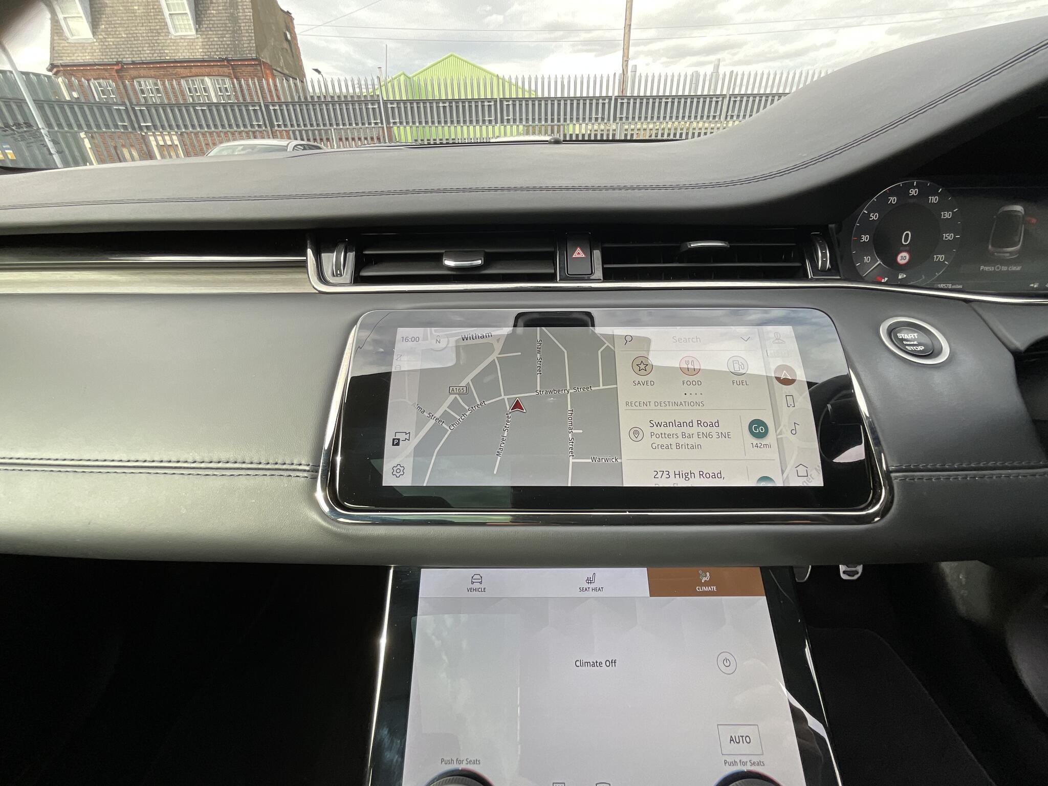 Land Rover Range Rover Evoque view 32
