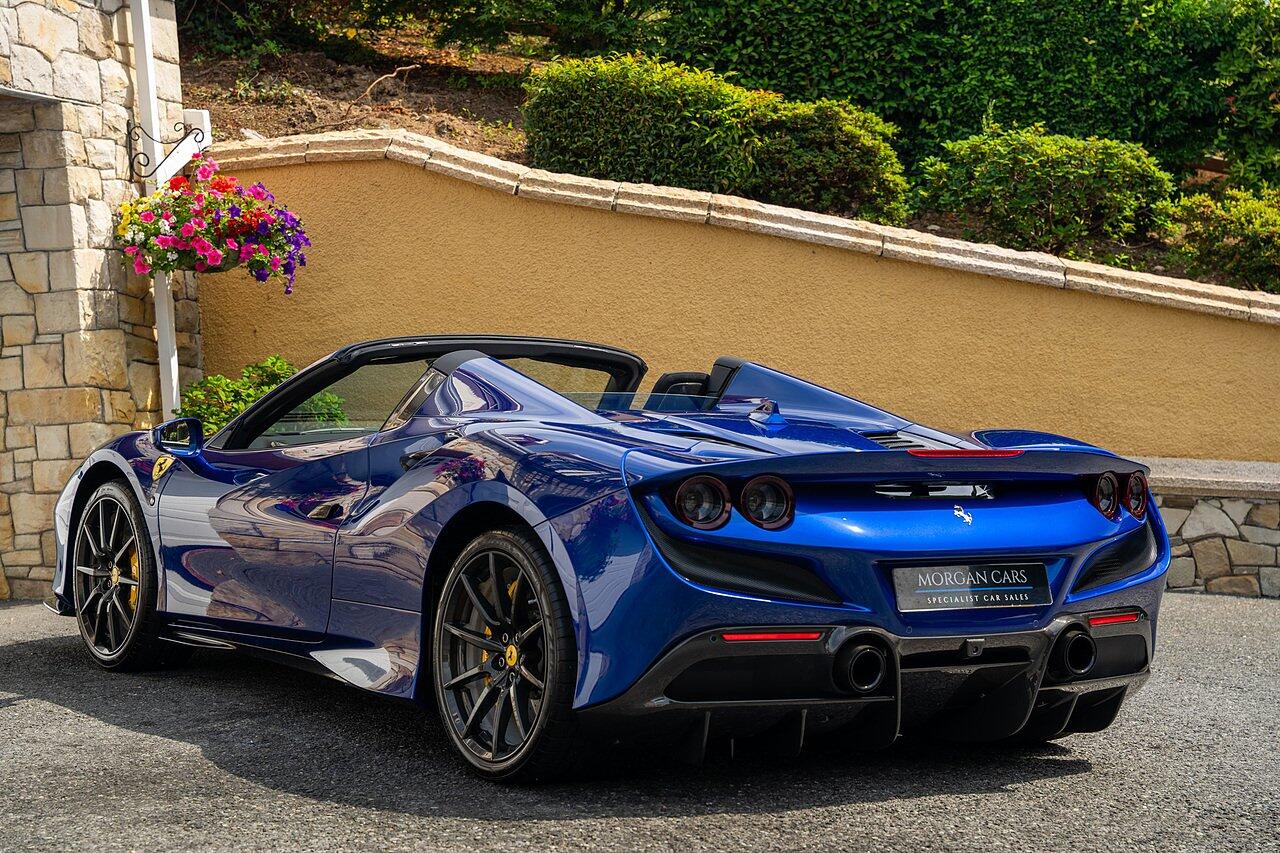 Ferrari F8 Tributo view 14
