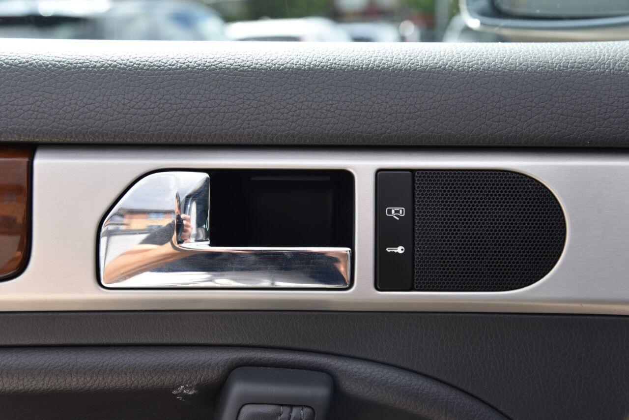 Volkswagen Touareg view 40