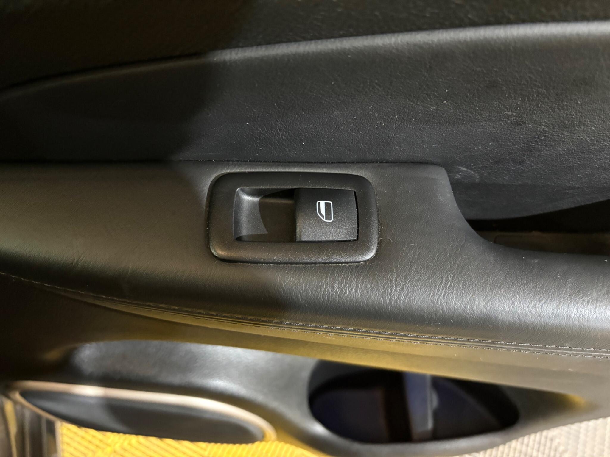 Jeep Grand Cherokee view 50