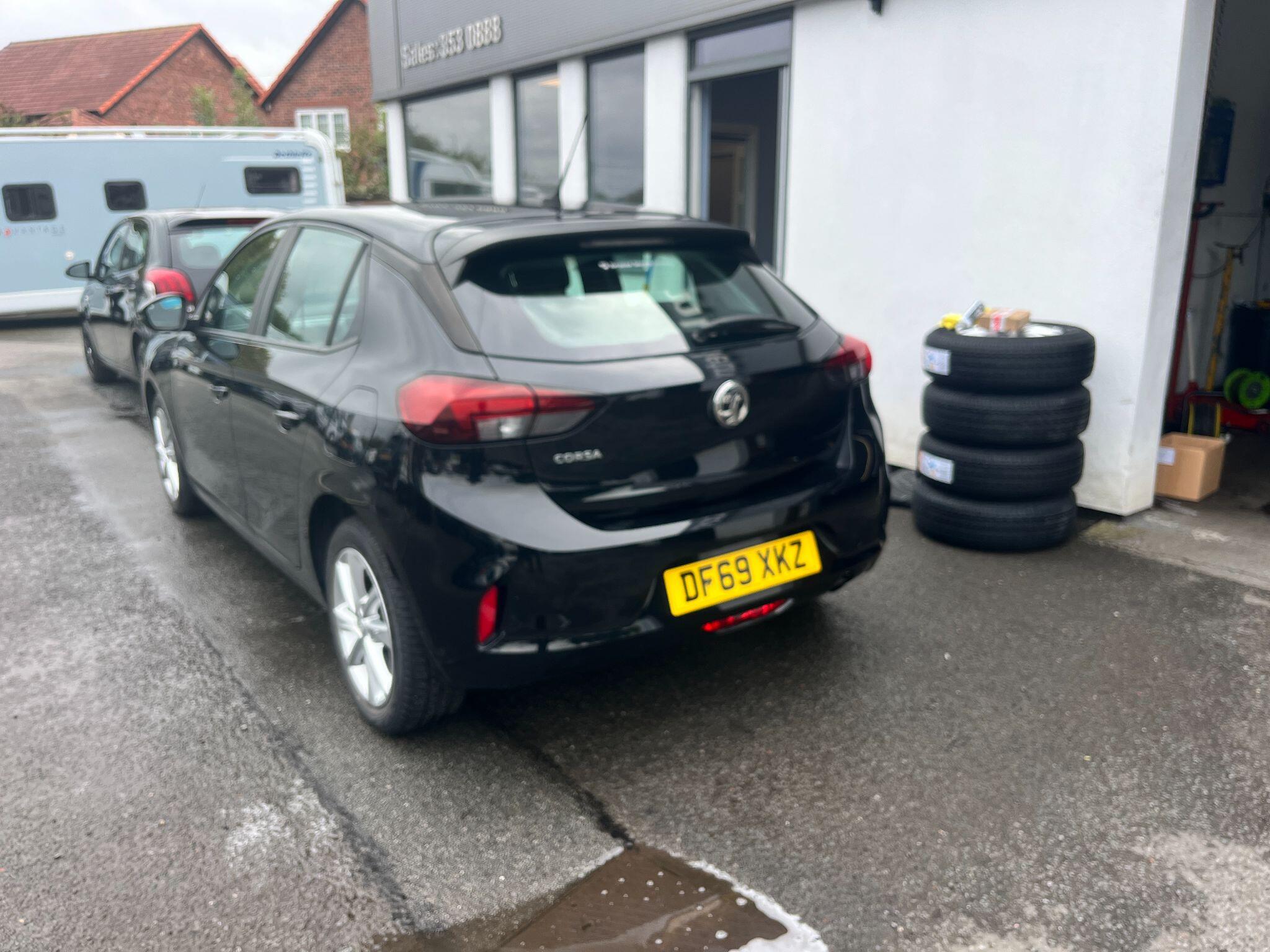Vauxhall Corsa view 3