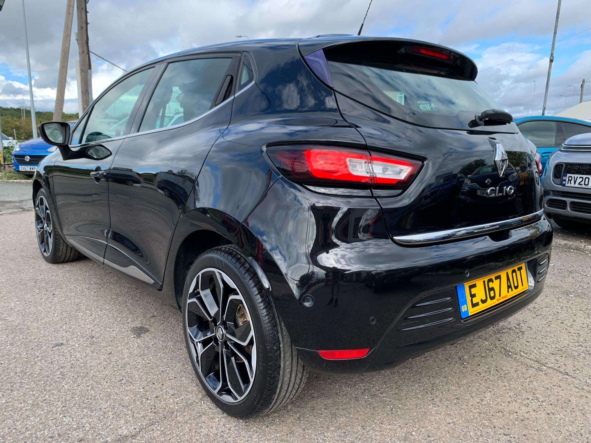 Renault Clio view 5