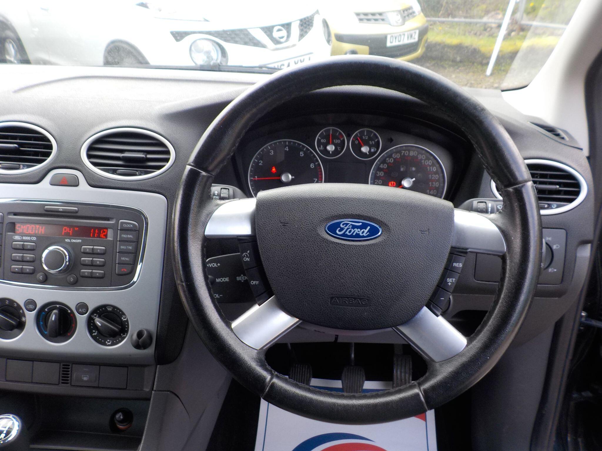 Ford Focus 1.6 Style 5dr