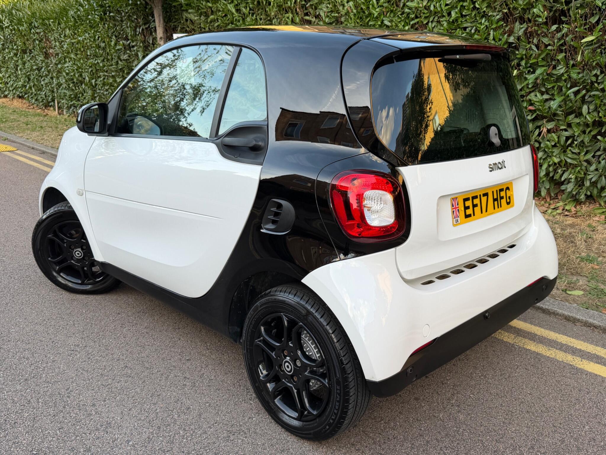 smart Fortwo view 24