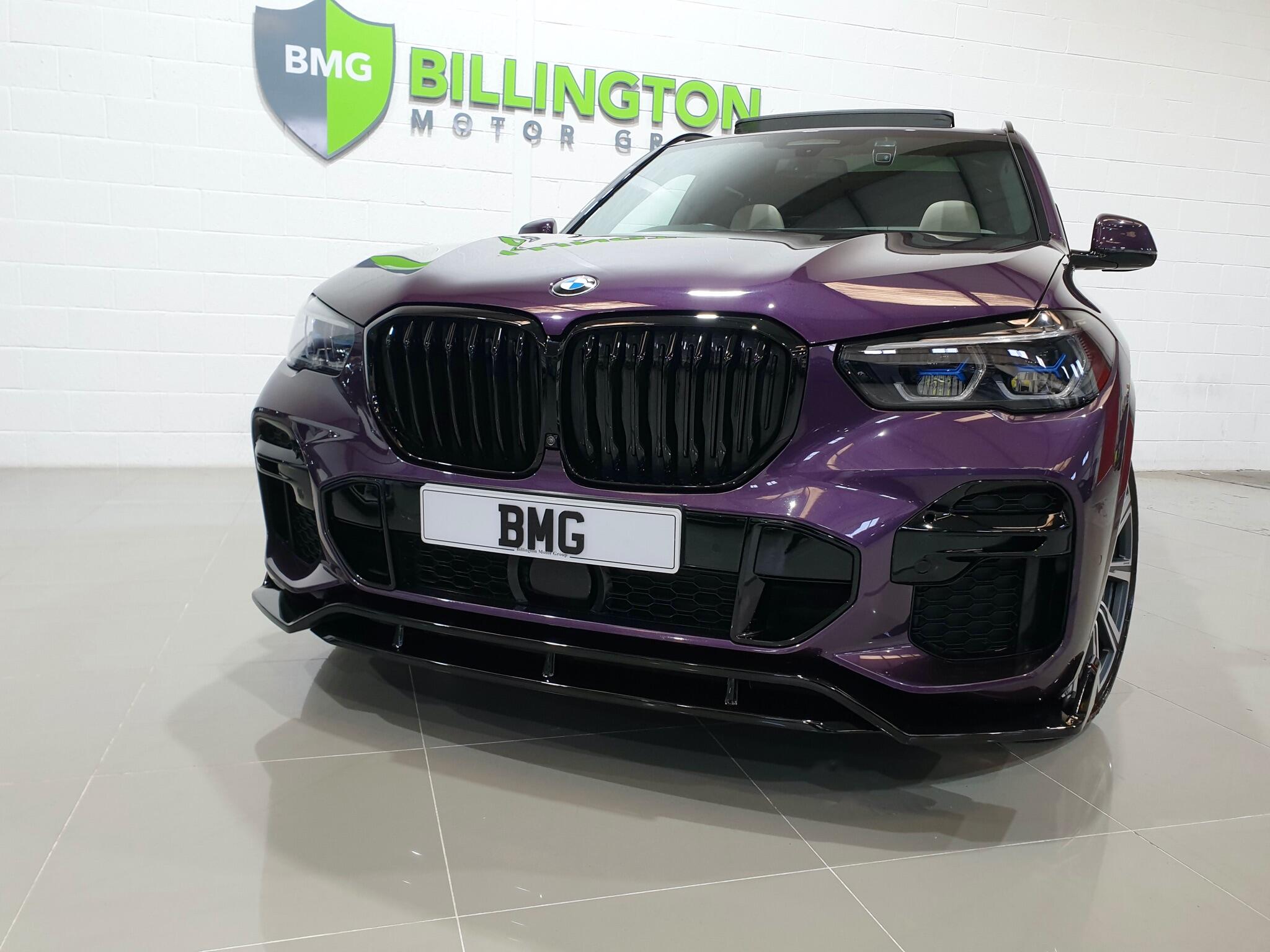 BMW X5 view 25
