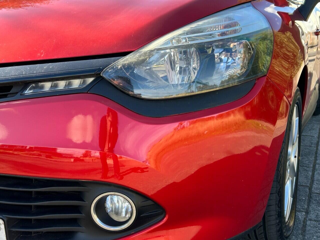 Renault Clio view 9