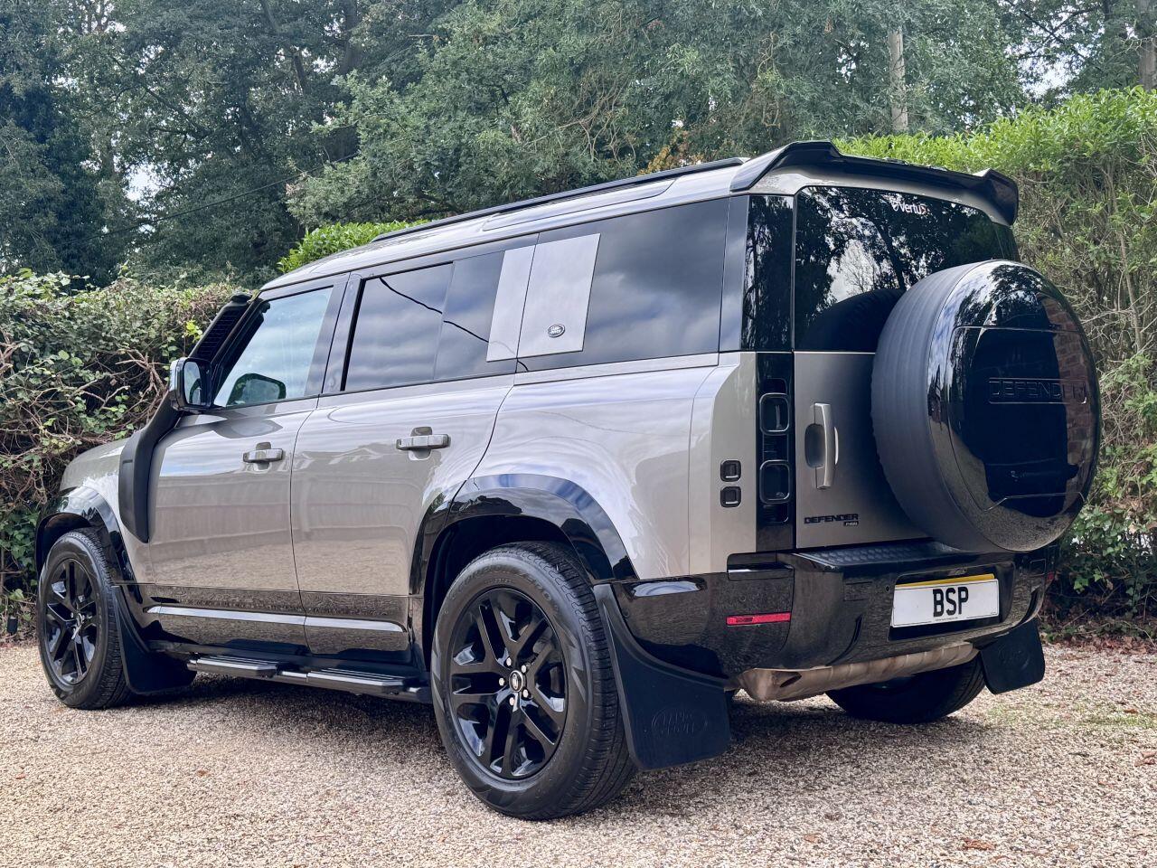 Land Rover Defender view 44