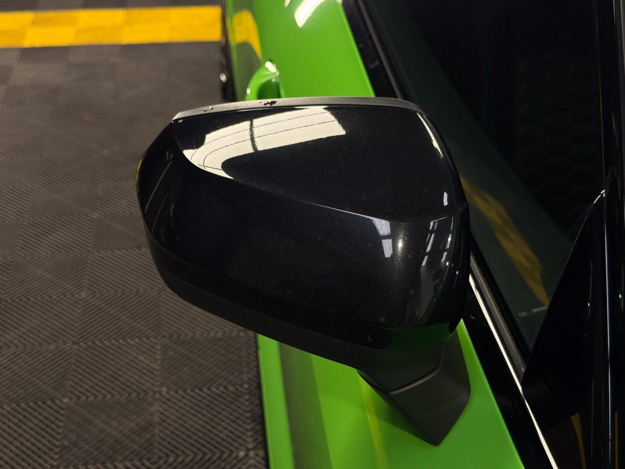 Audi RS Q3 view 22