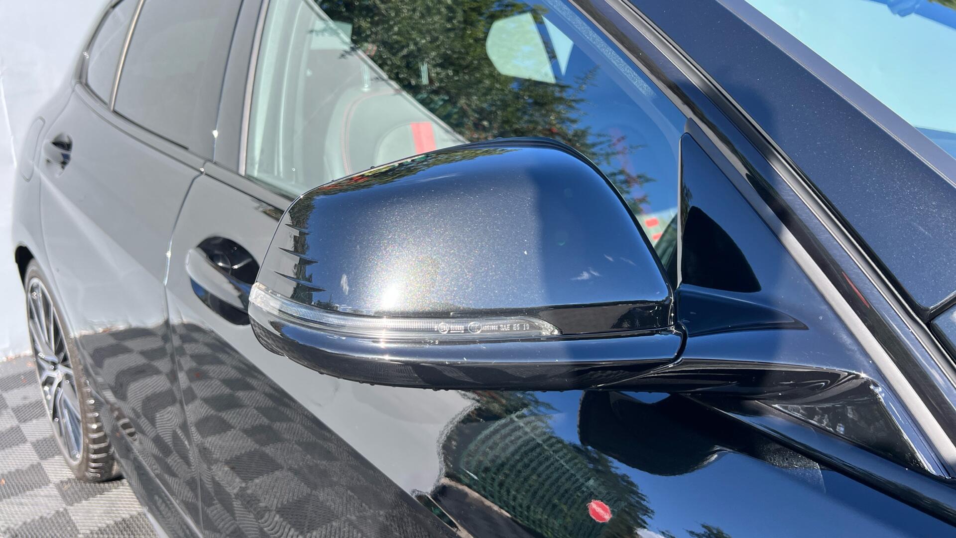 BMW 1 Series view 26