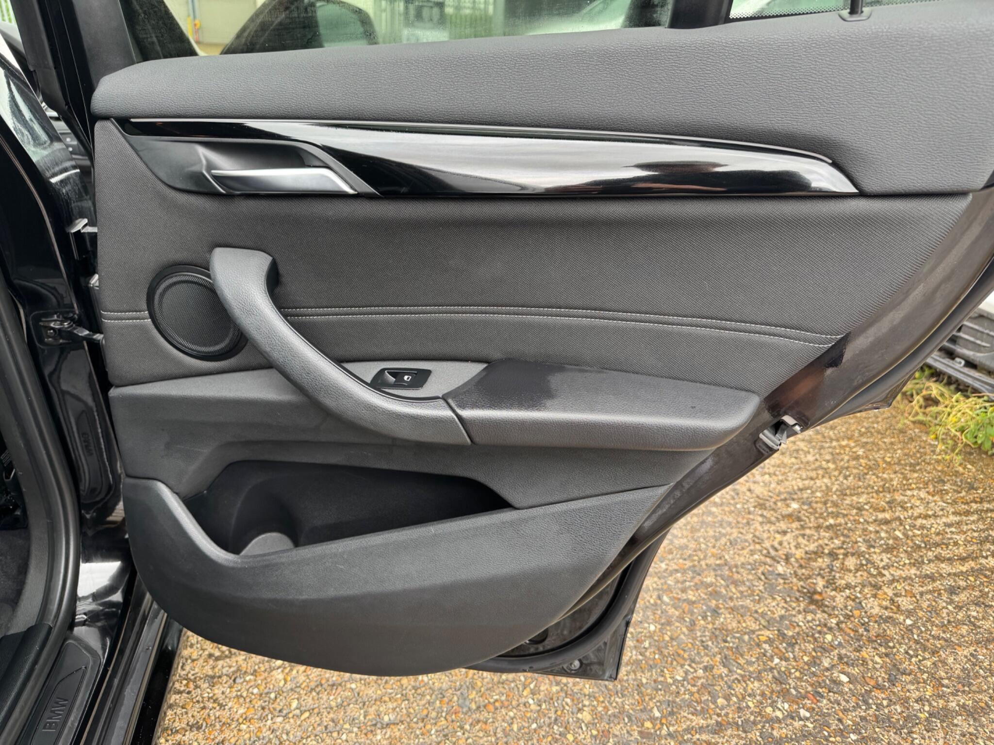 BMW X1 view 22