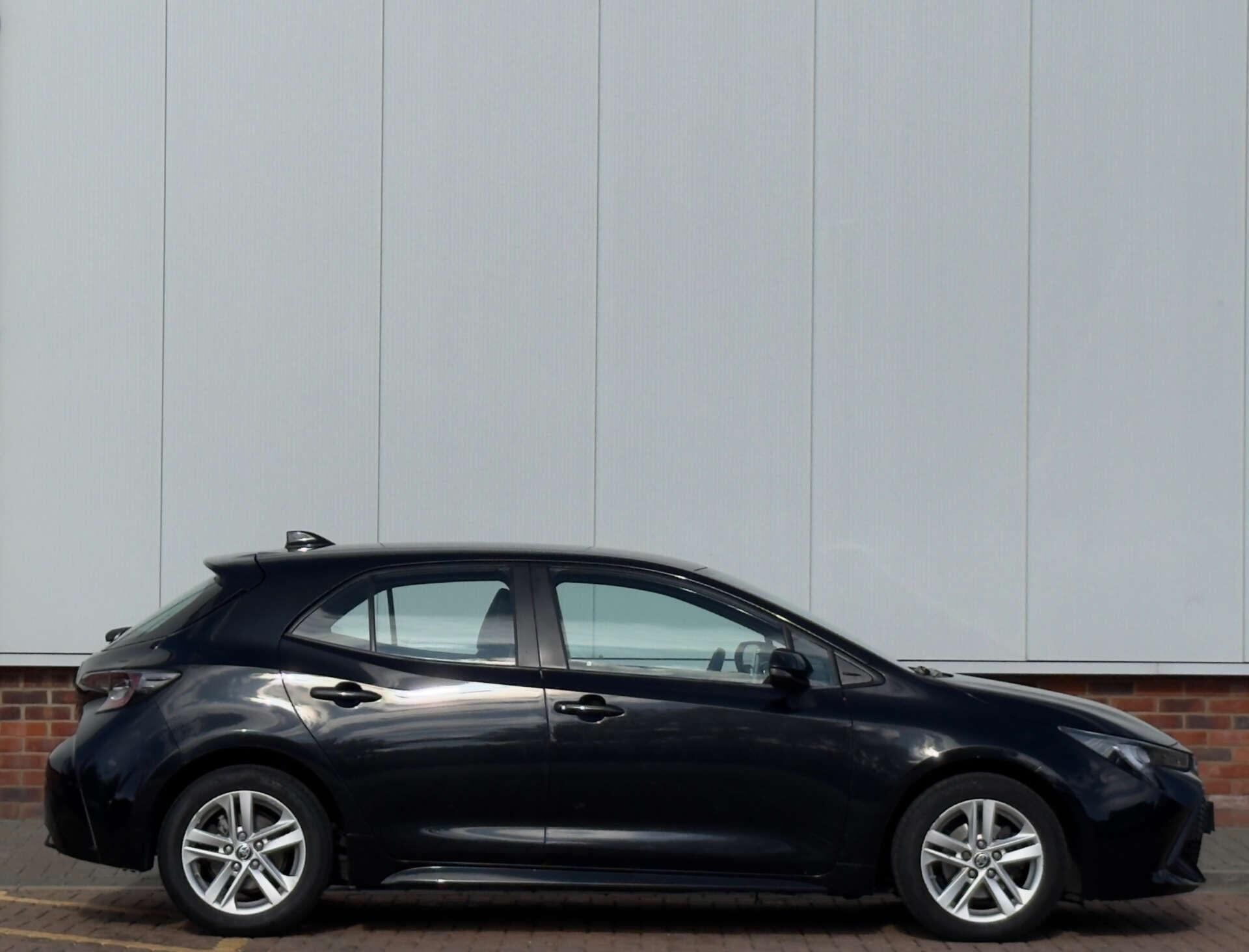 Toyota Corolla view 7