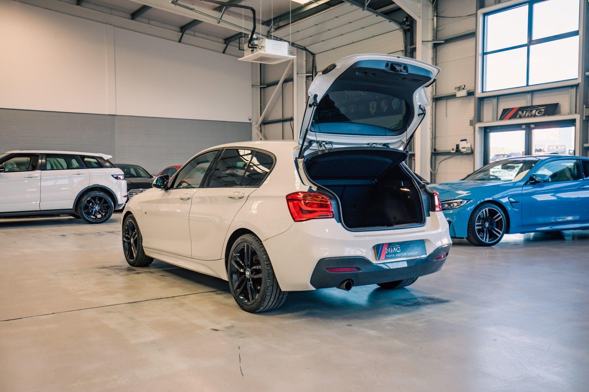 BMW 1 Series view 30