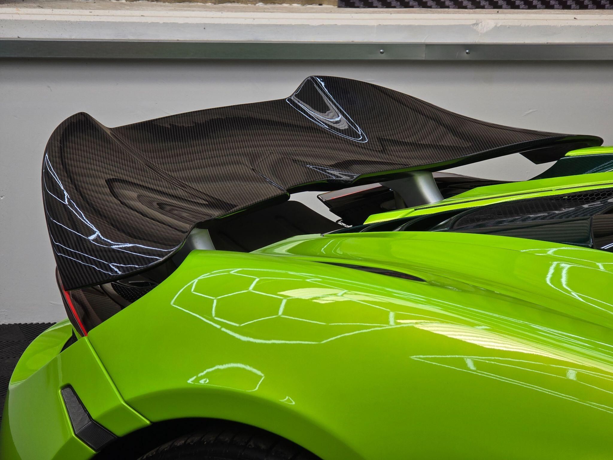 Mclaren 720s view 8