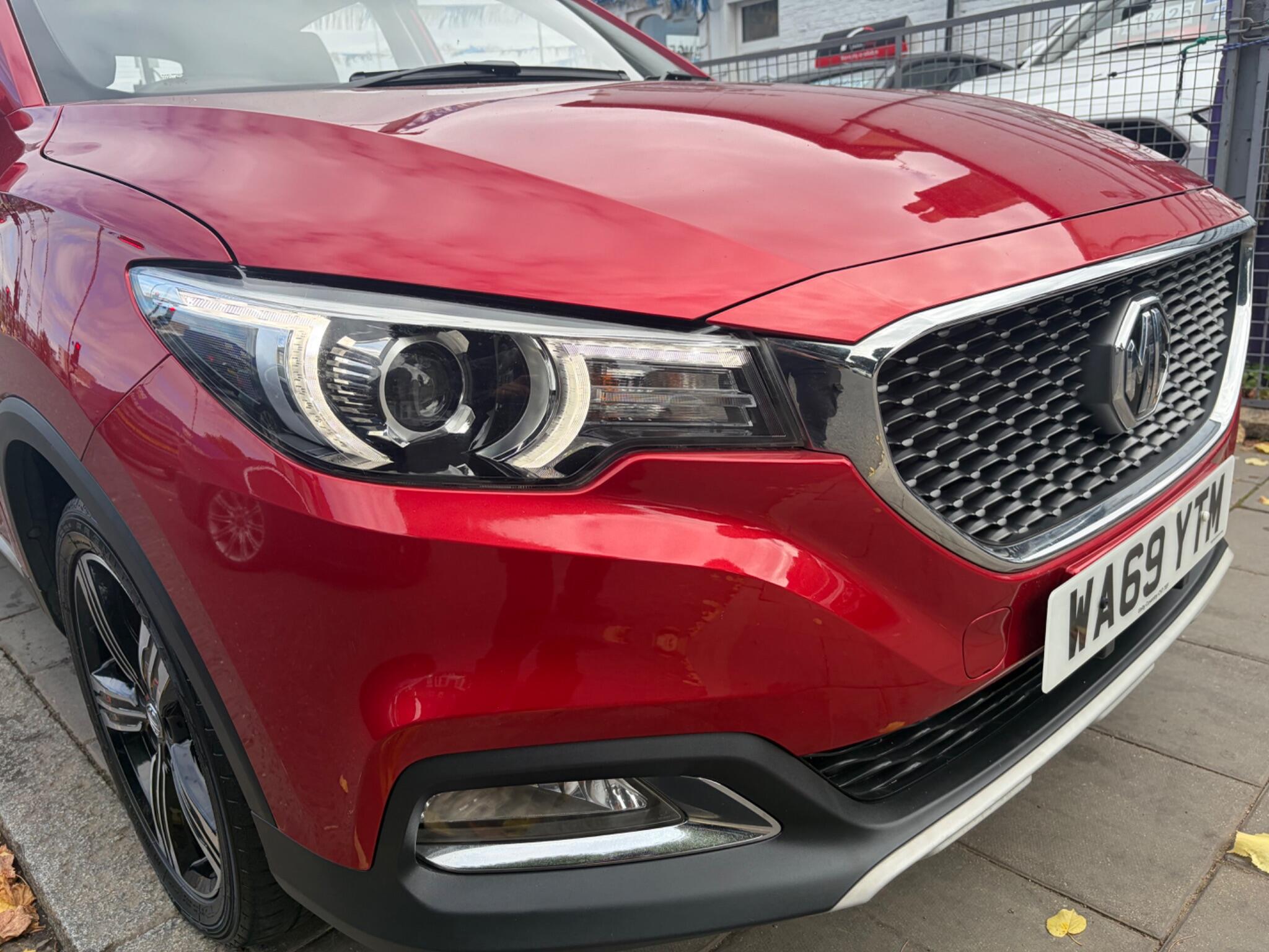 MG ZS view 16