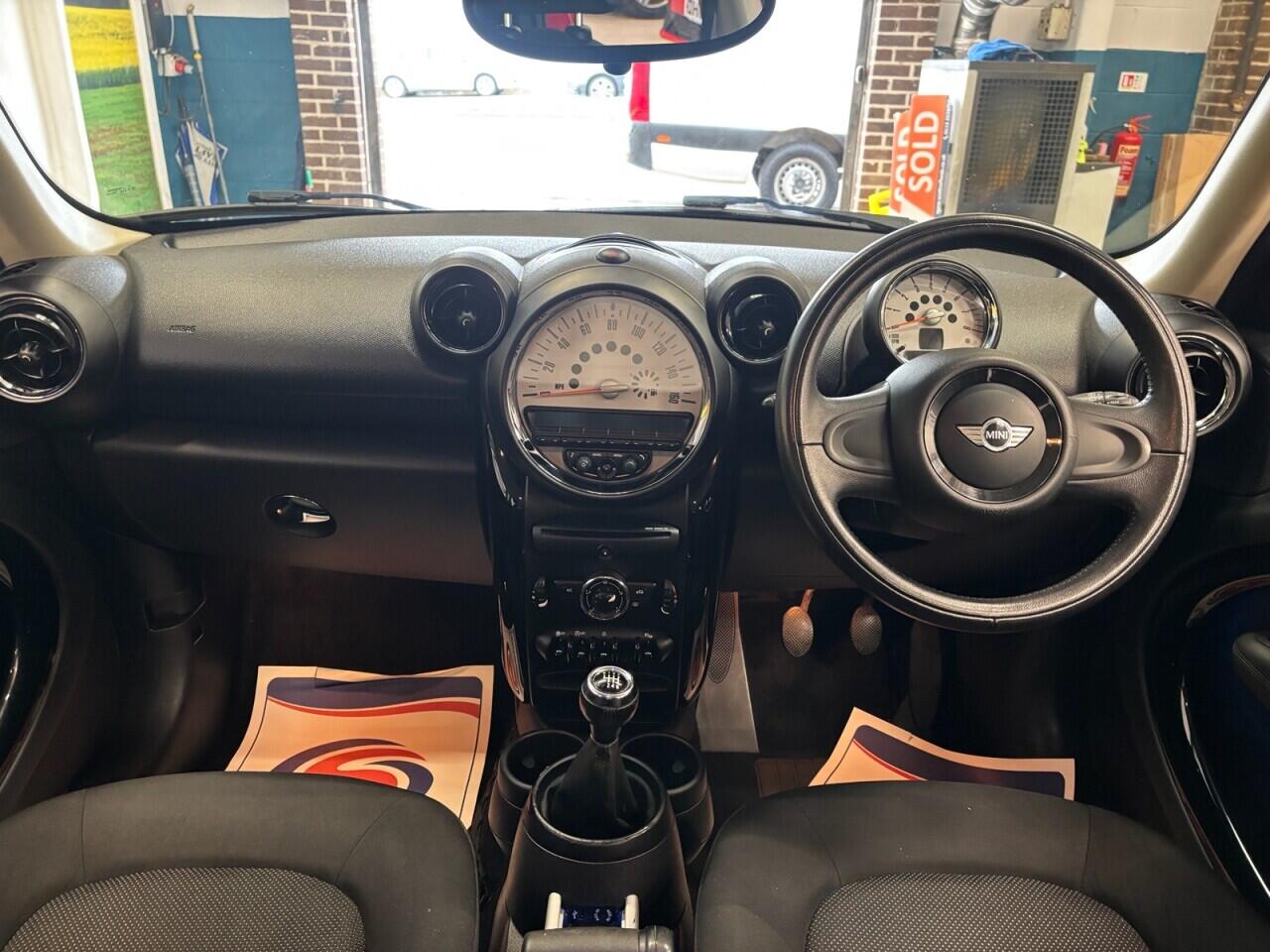 MINI Countryman view 21