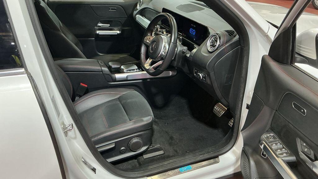 Mercedes-Benz Eqb view 7