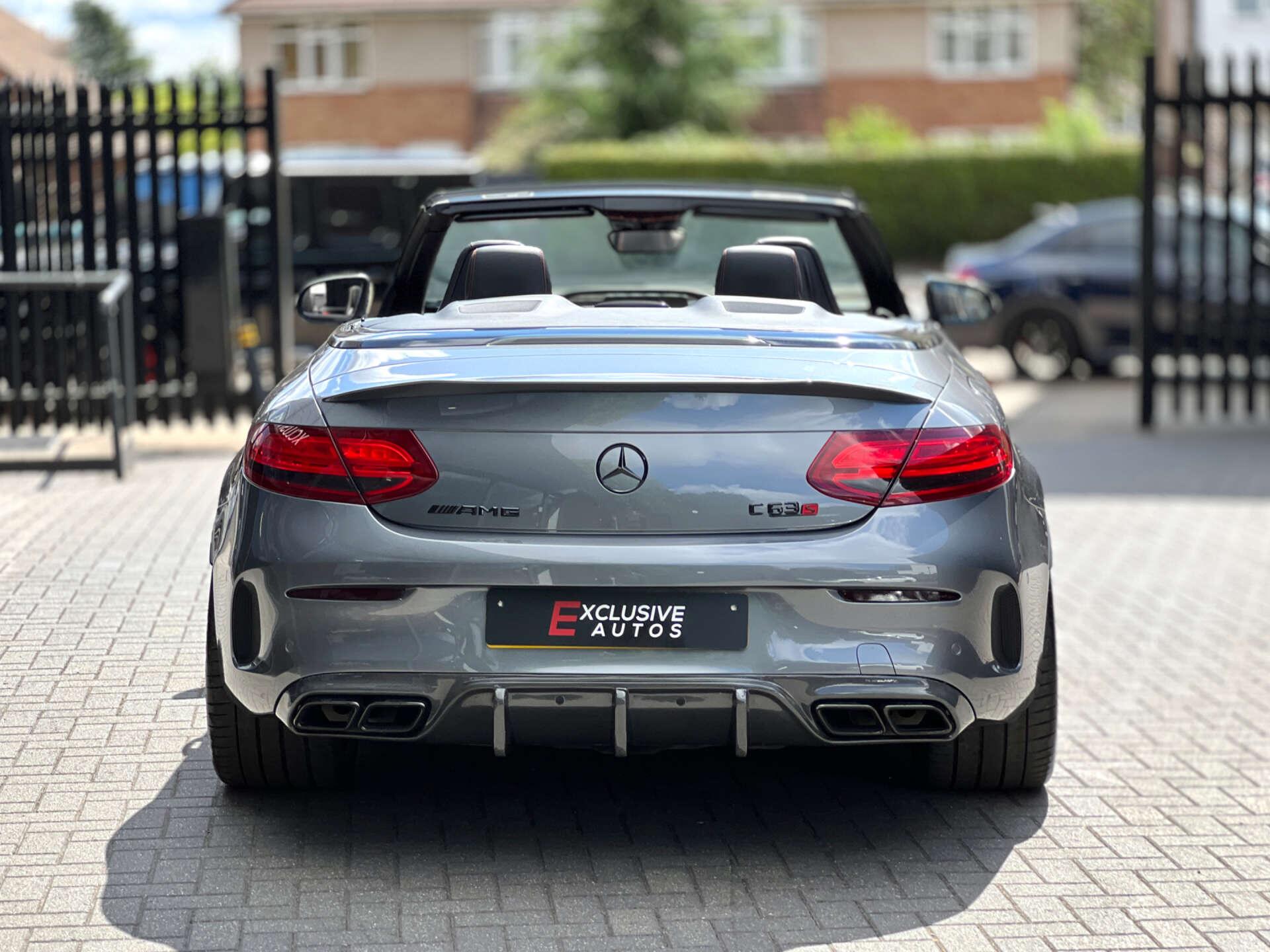 Mercedes-Benz C Class view 32
