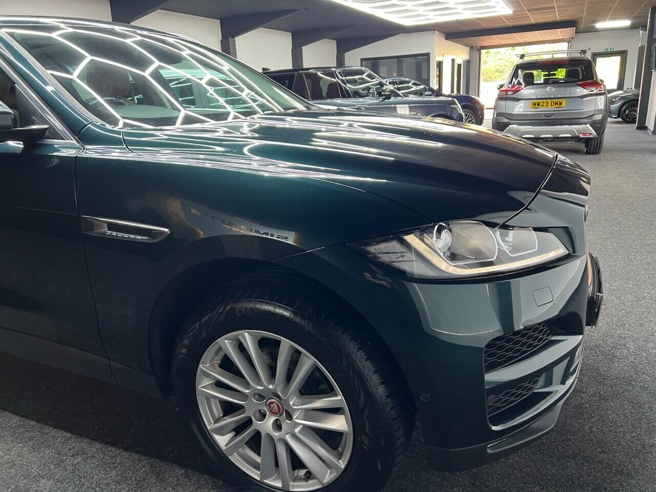 Jaguar F-Pace view 19