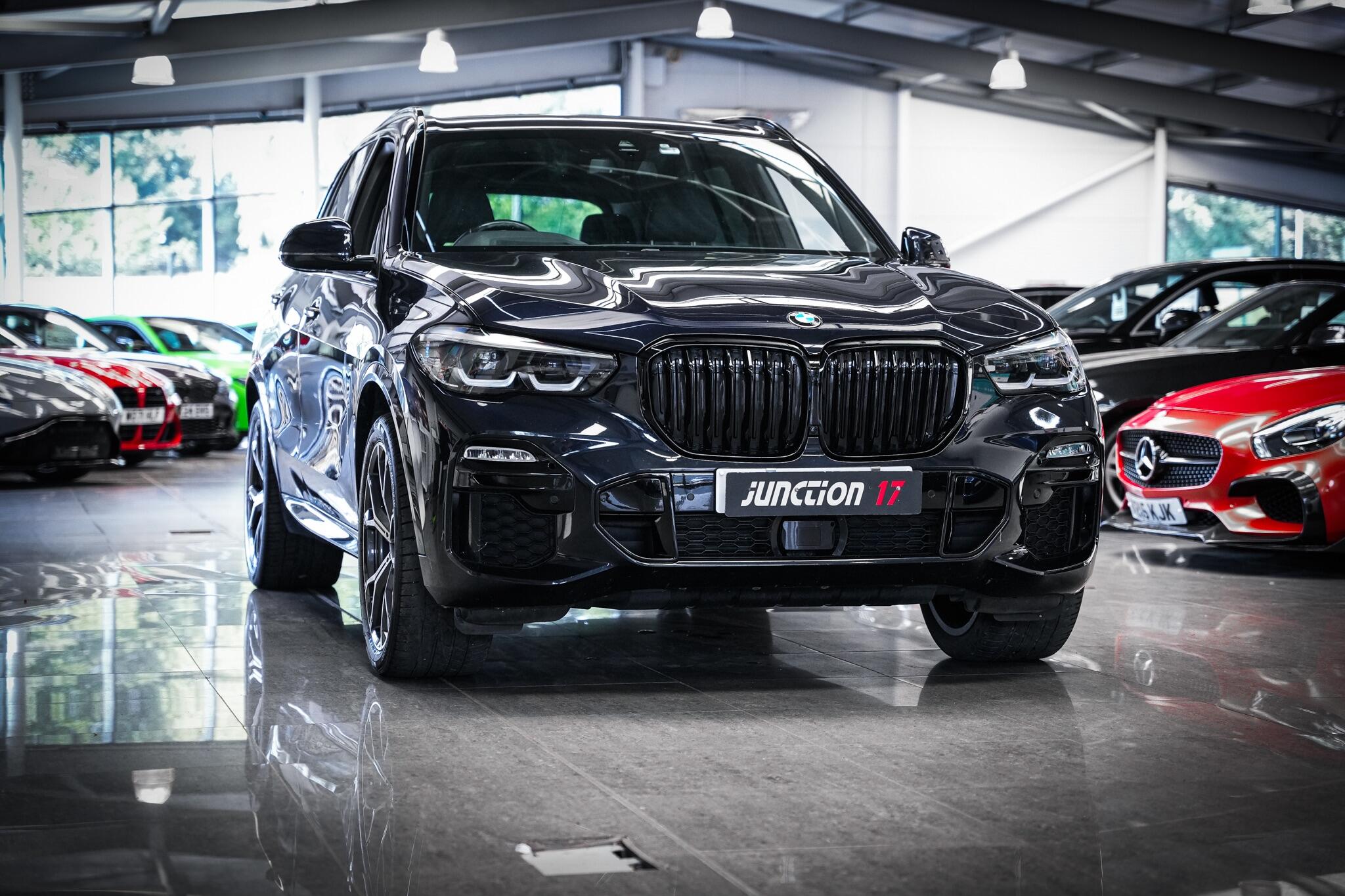 BMW X5 view 10
