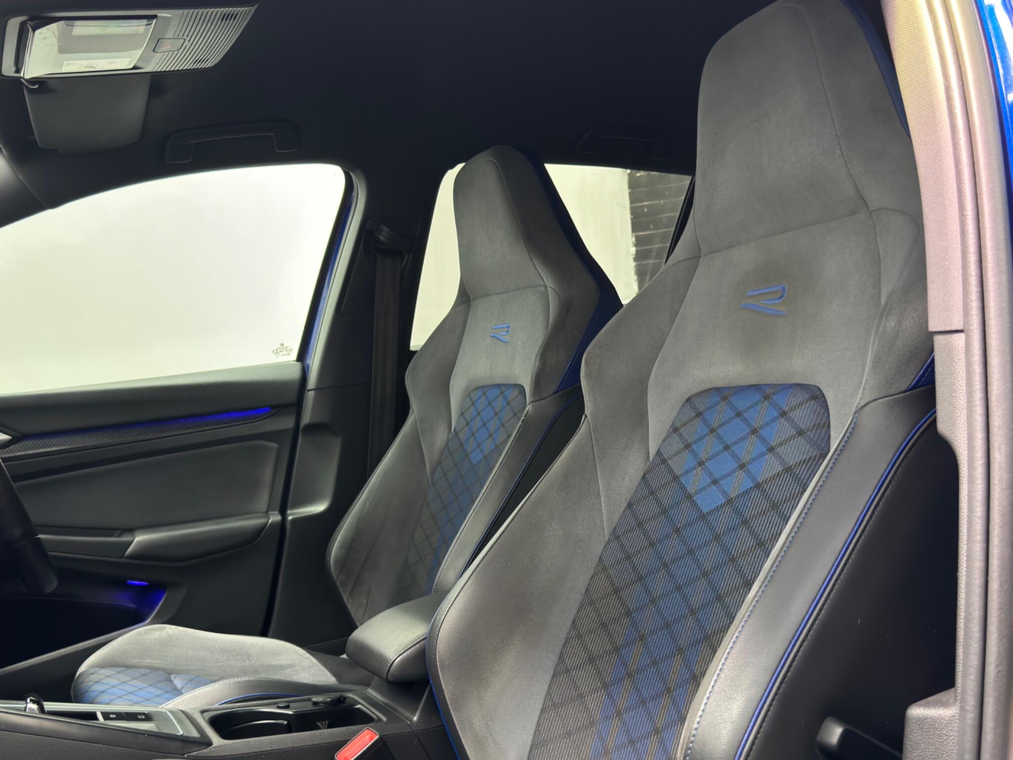 Volkswagen Golf view 14