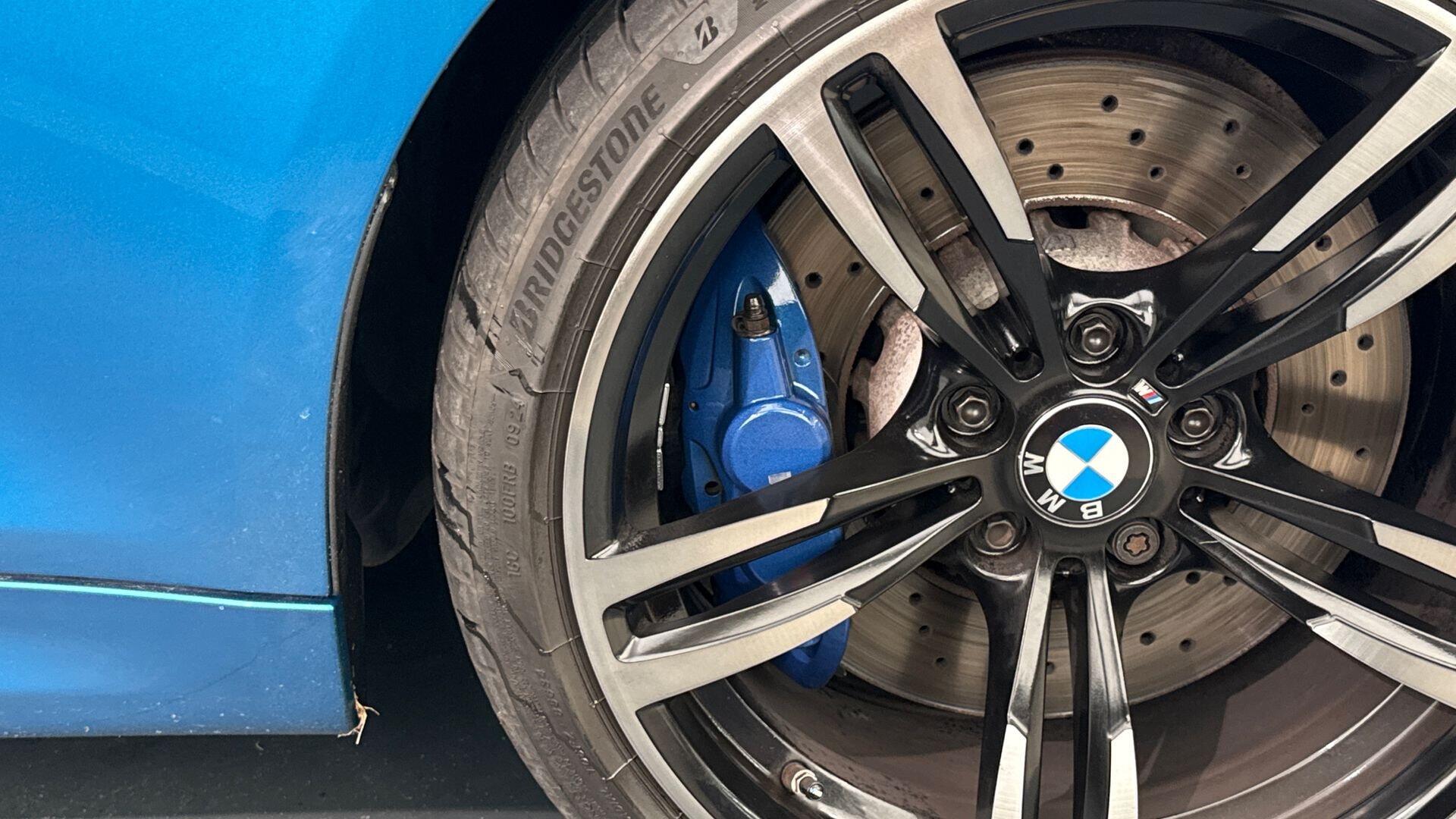 BMW M2 view 31