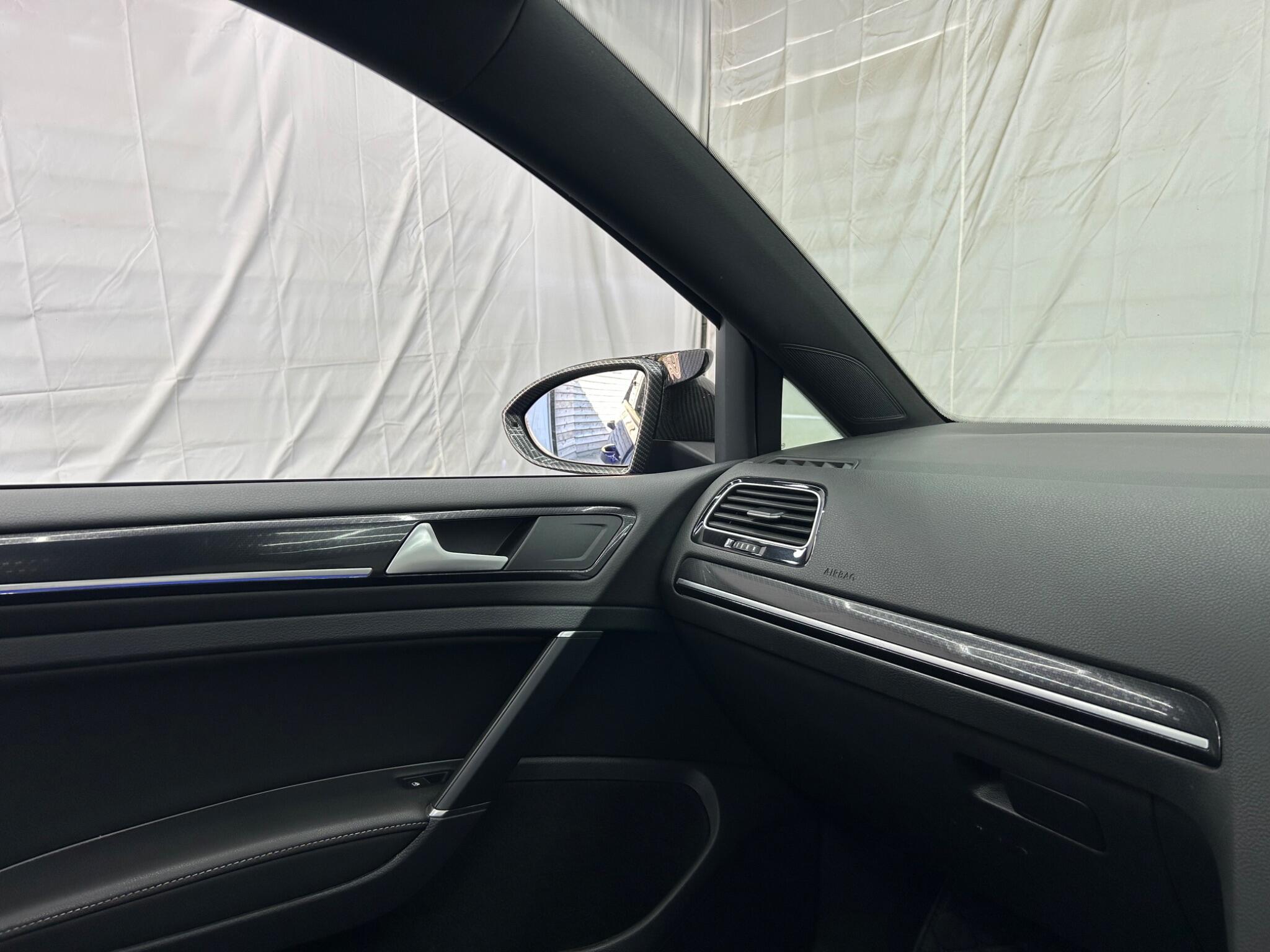 Volkswagen Golf view 10