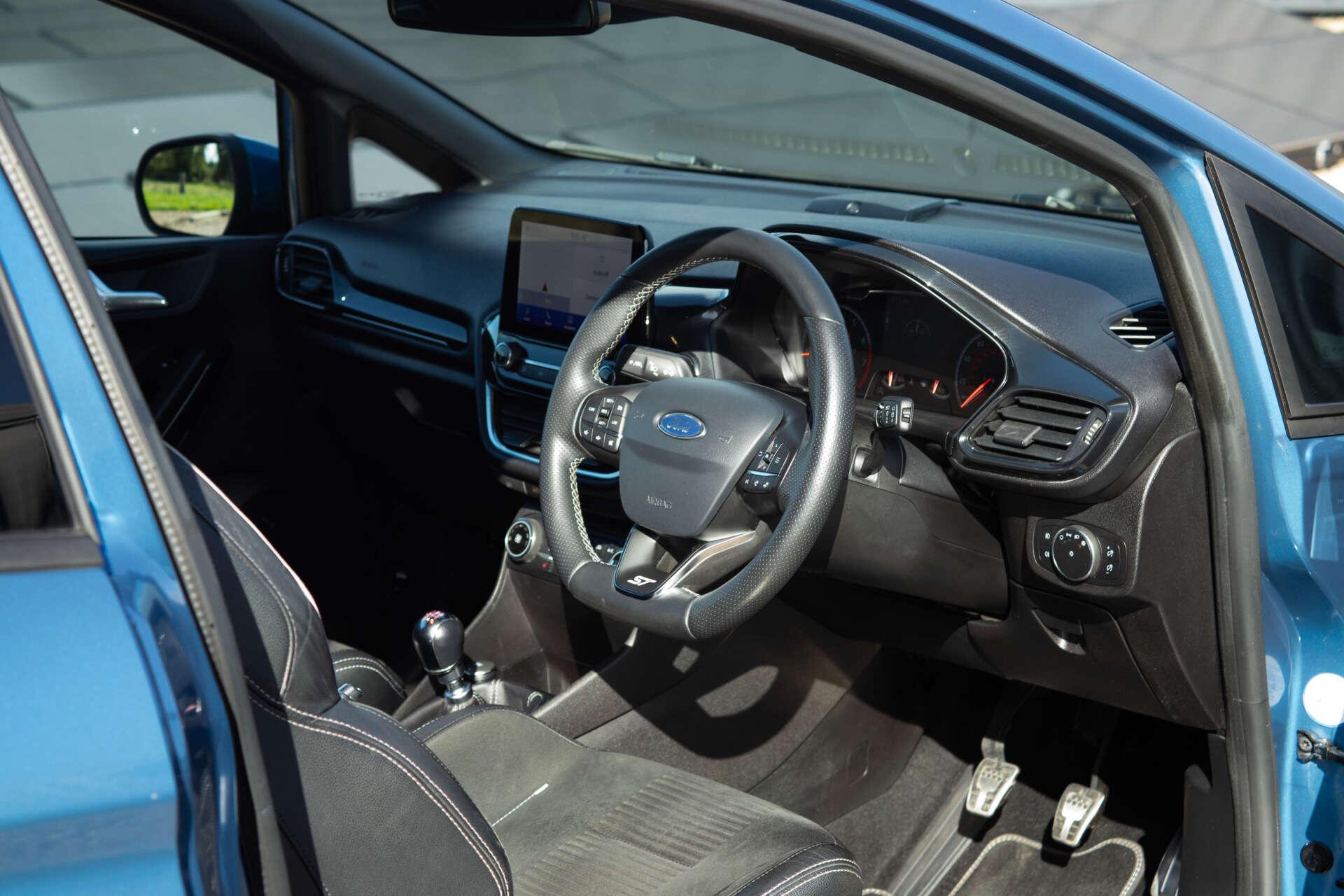 Ford Fiesta view 27