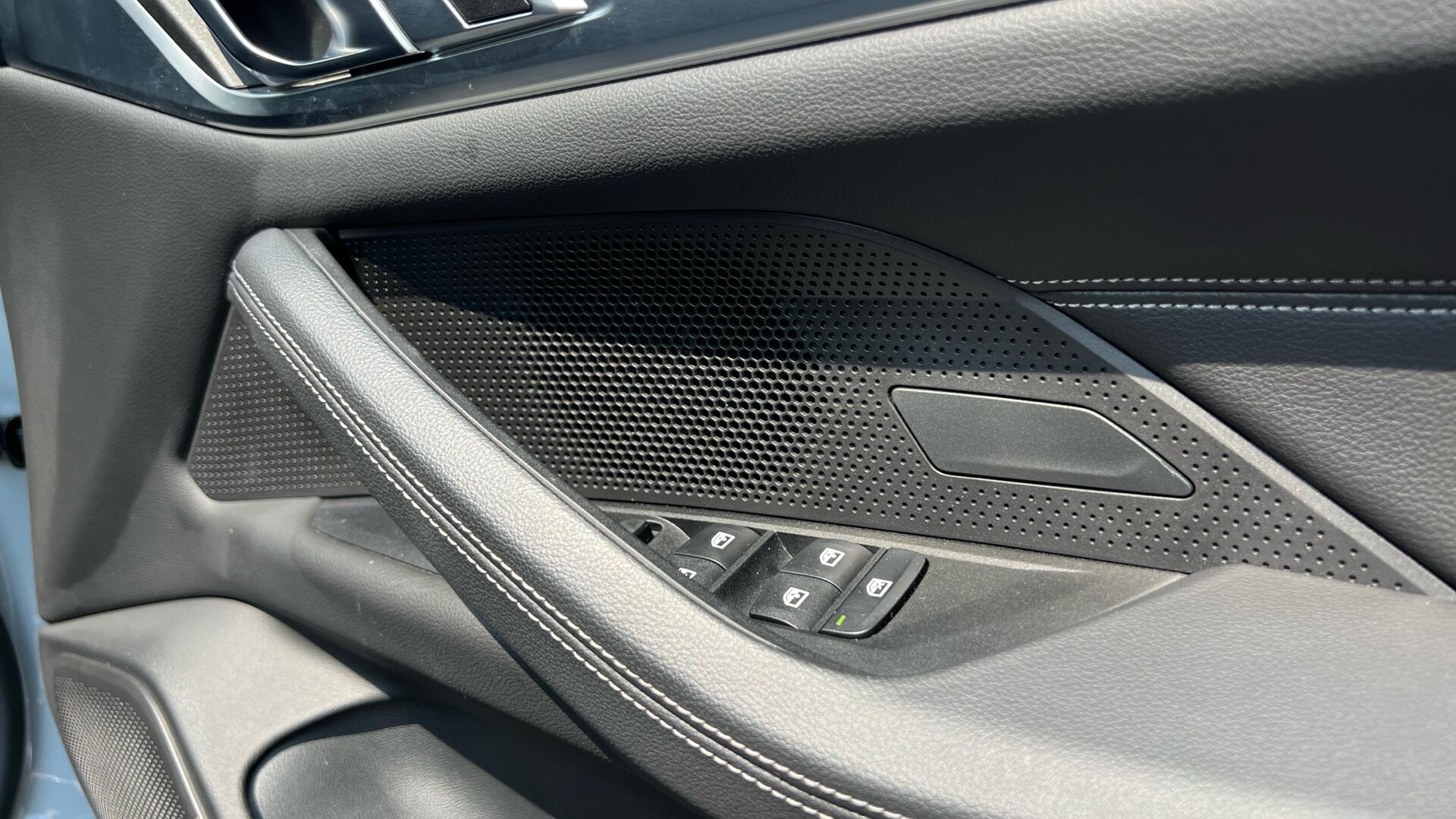 BMW I4 view 20