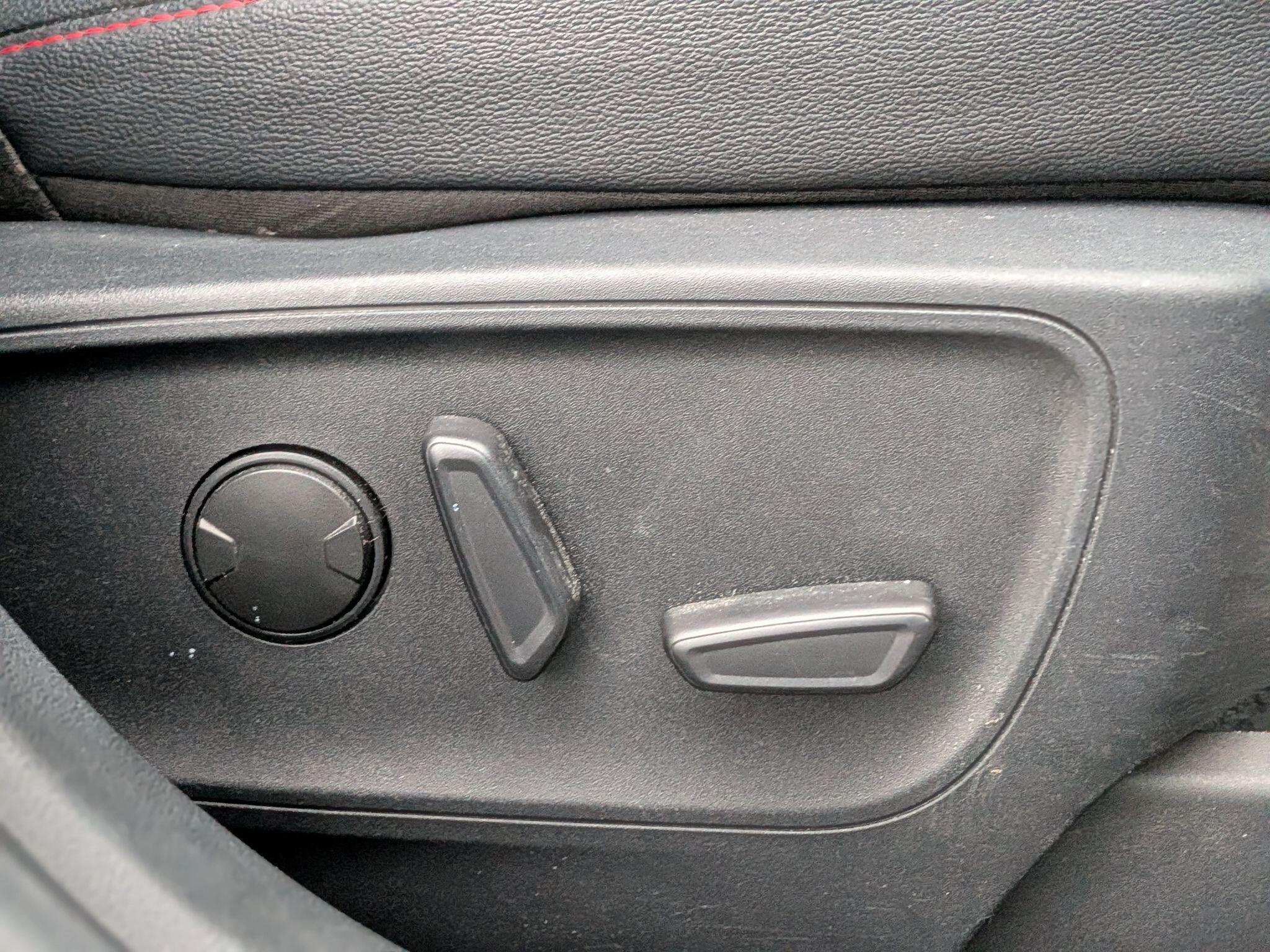 Ford Kuga view 14