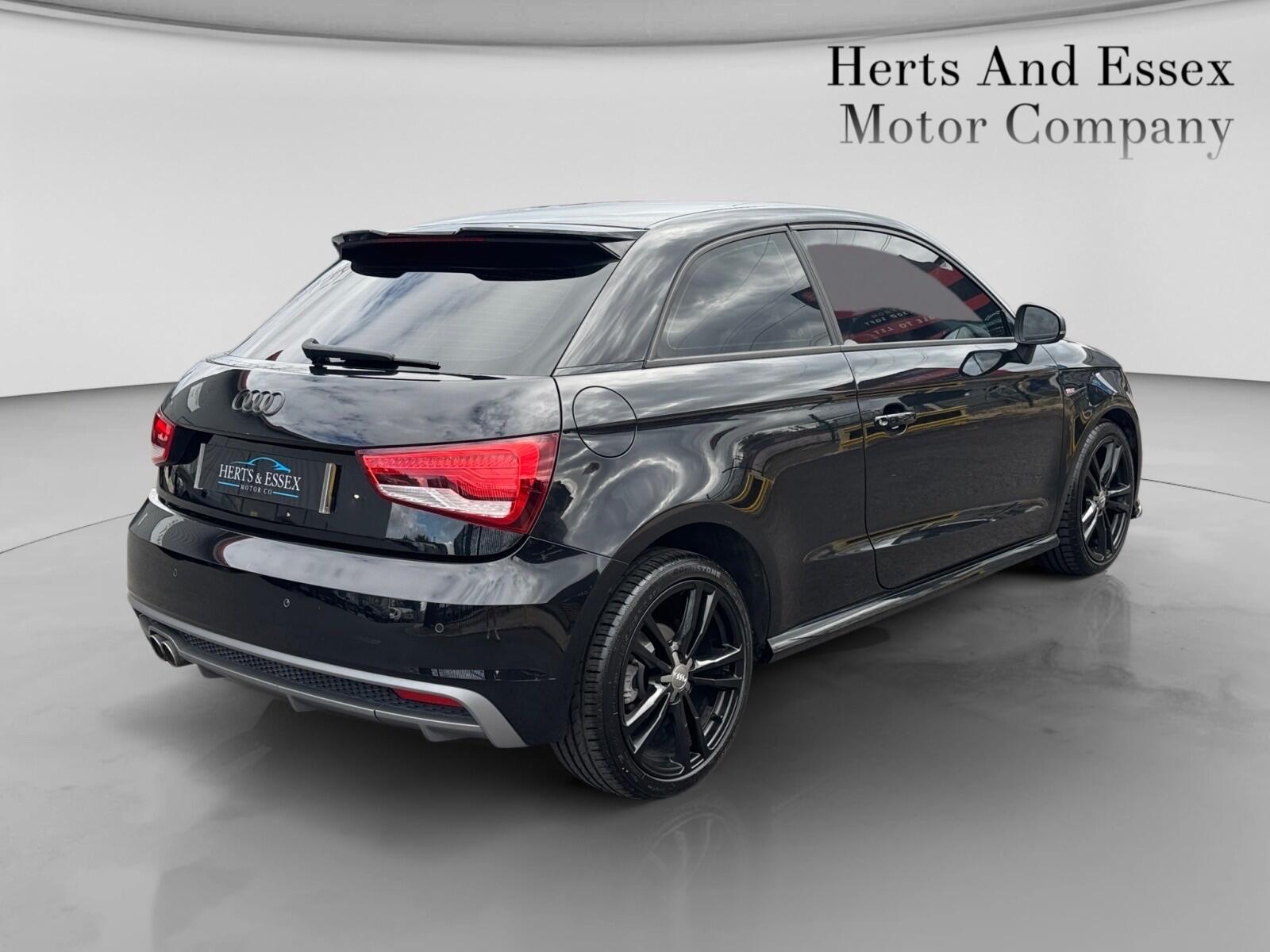 Audi A1 view 9