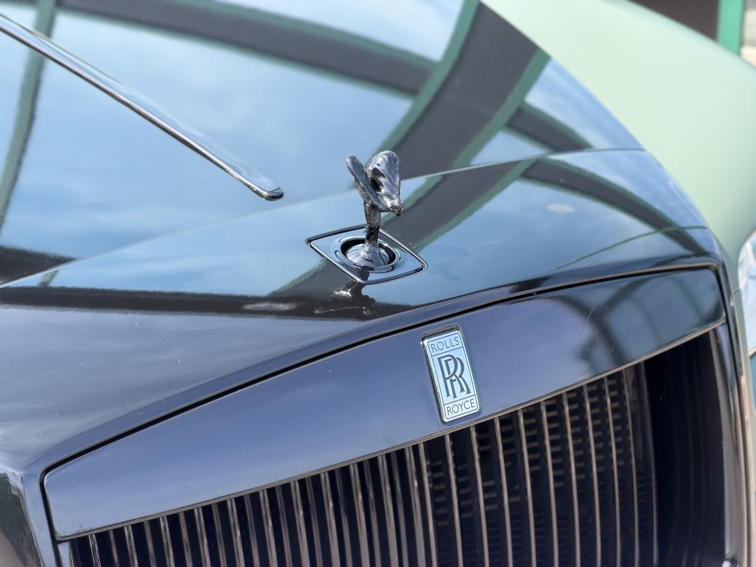 Rolls-Royce Wraith view 14