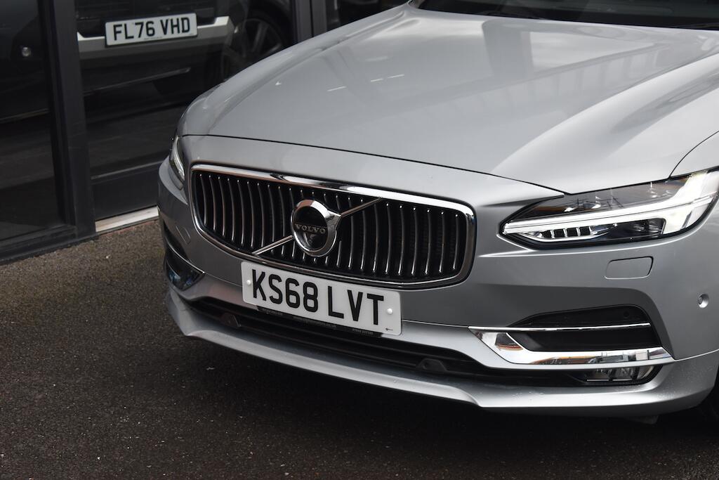 Volvo V90 view 21