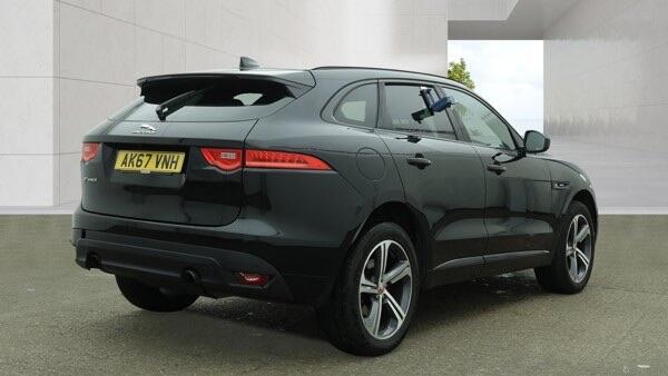 Jaguar F-Pace view 2