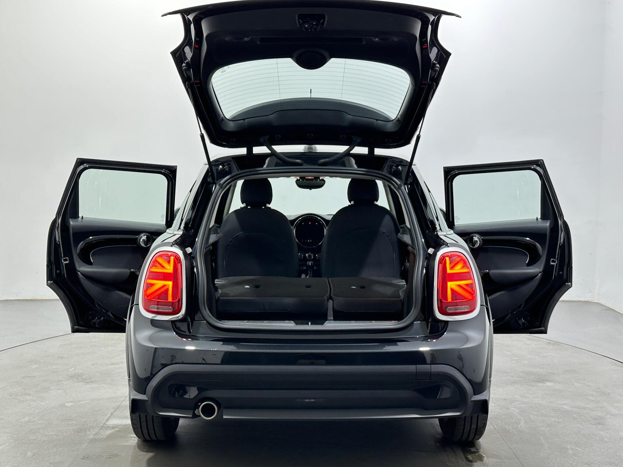 Mini Cooper view 42