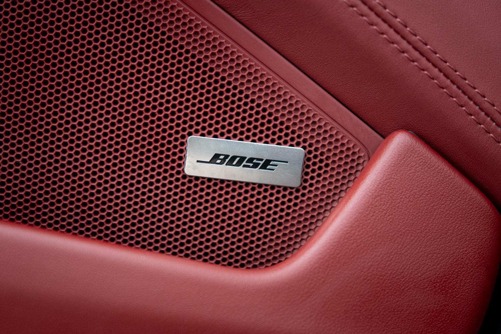 Porsche 911 view 22