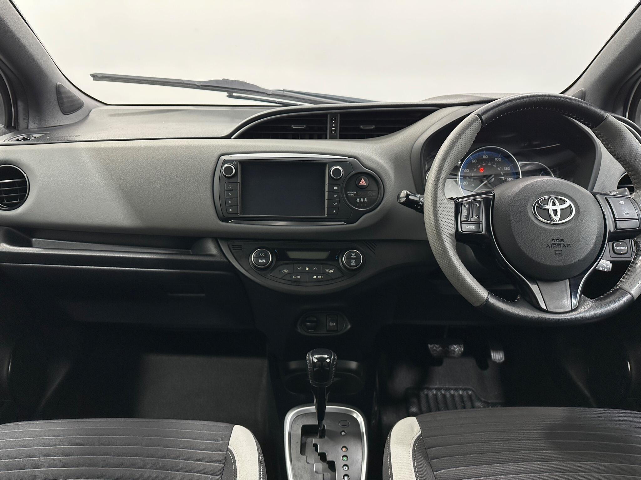 Toyota Yaris view 20
