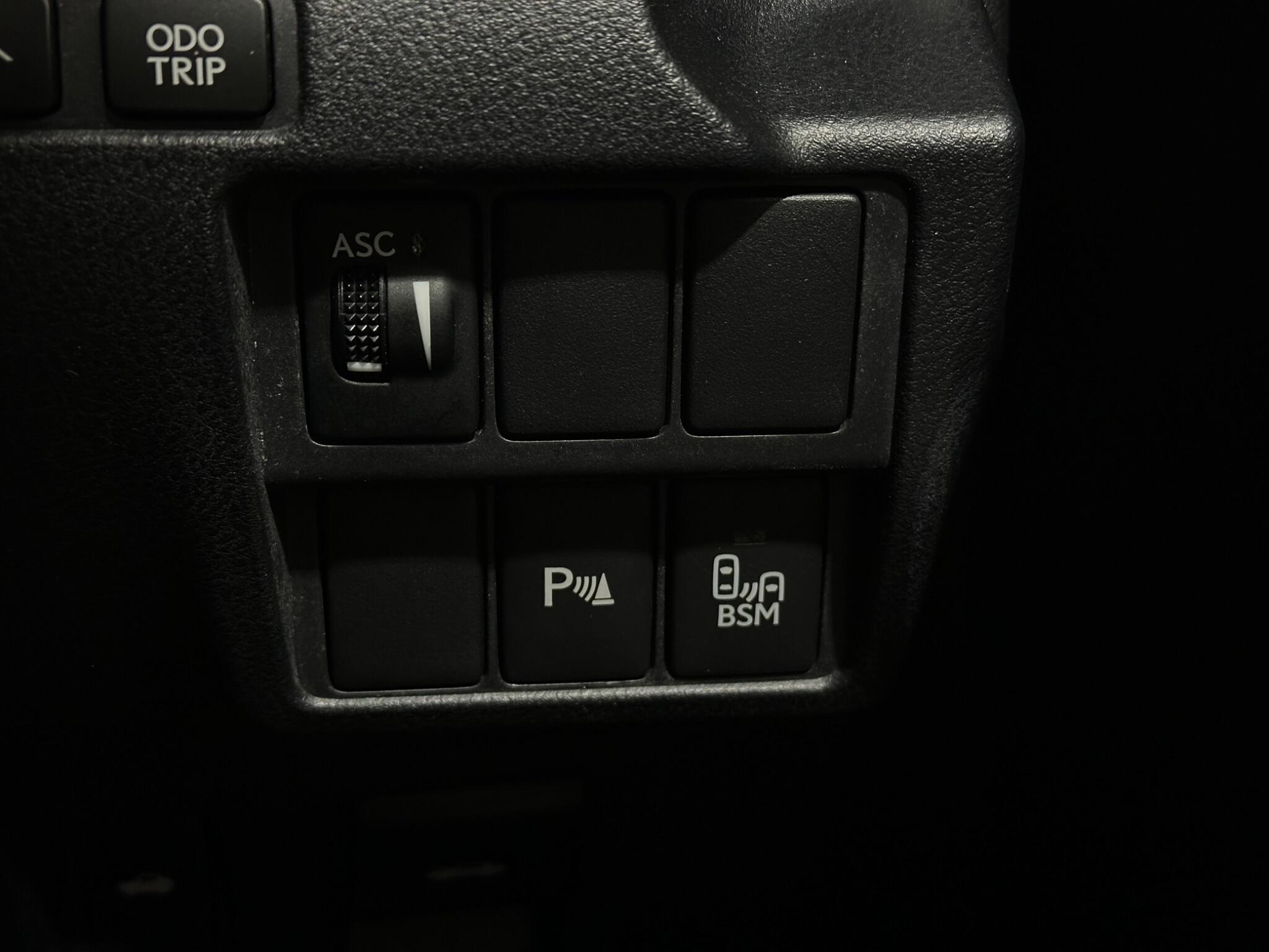 Lexus Is view 18