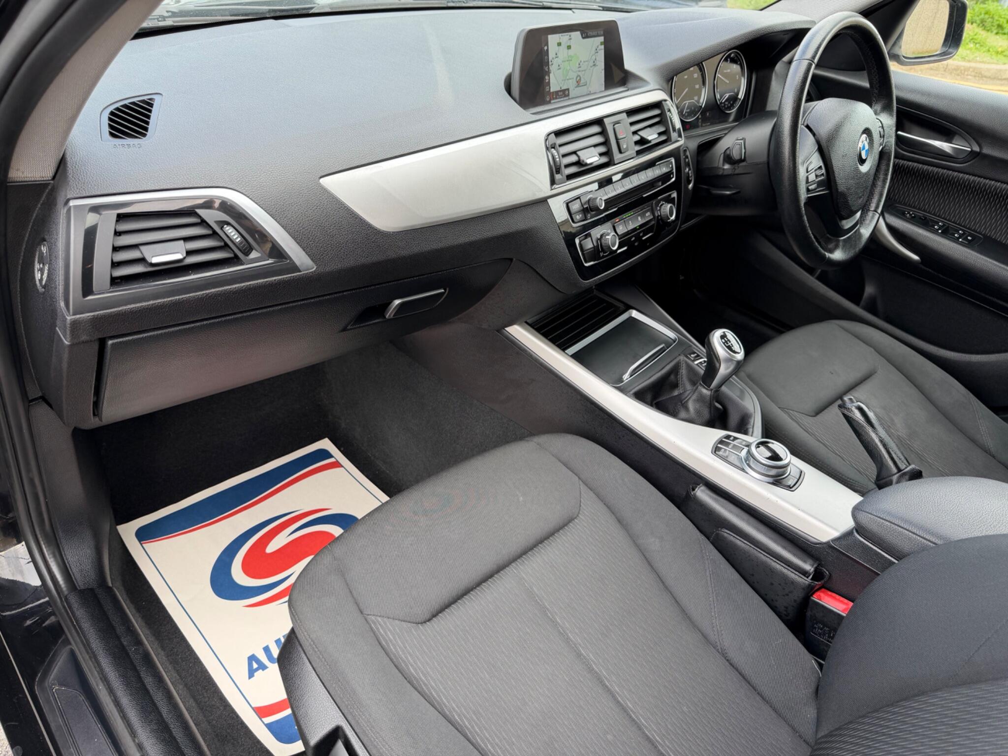 BMW 1 Series view 27