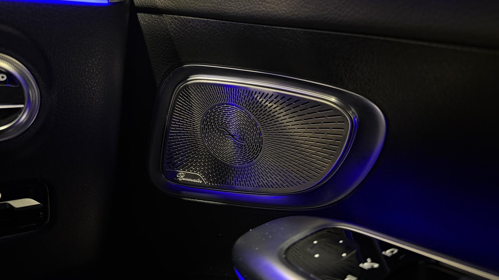 Mercedes-Benz C-Class view 17