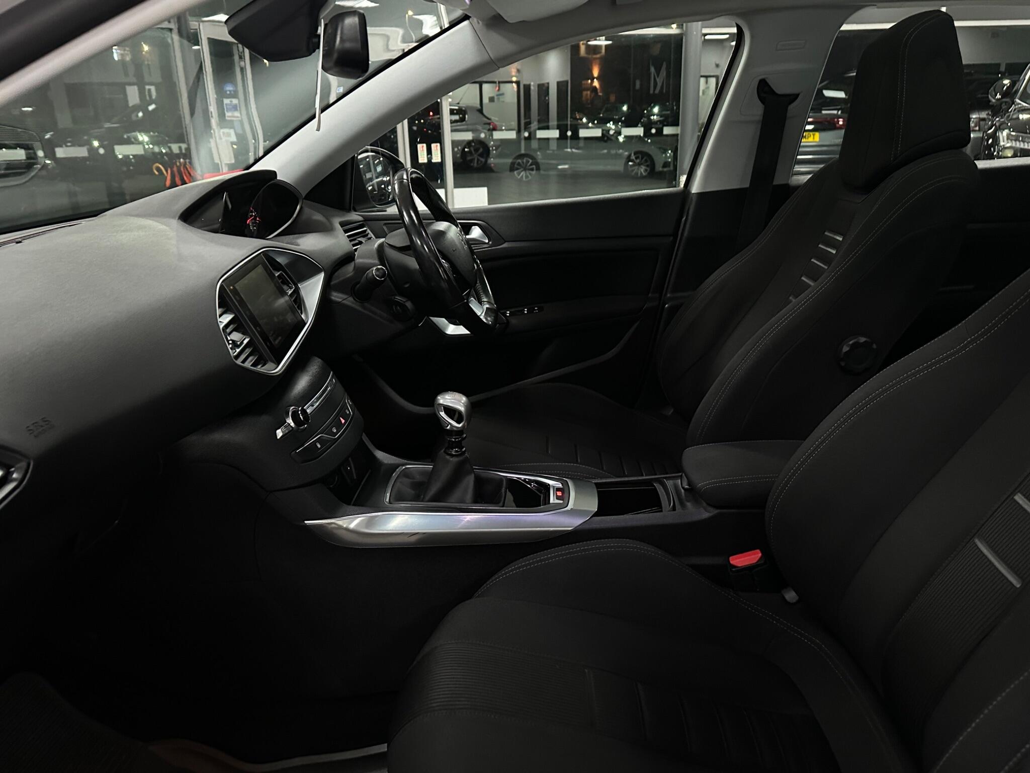 Peugeot 308 view 35